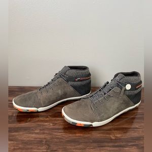 PLAE Mens Sz 10.5 Womens Sz 12 Abra Gray Leather Waterproof High Top Shoes